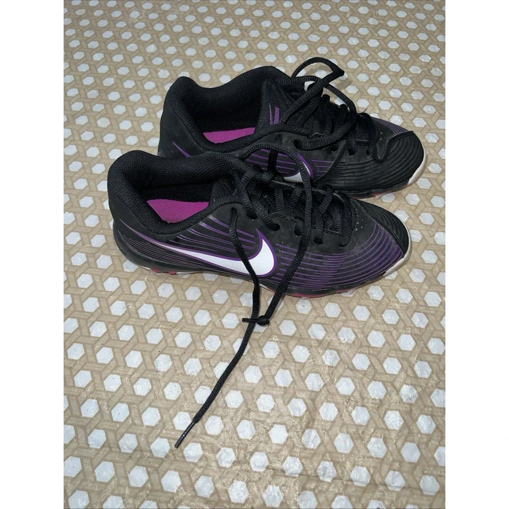 Nike Fastflex AQ200-002 Softball Cleats Black Purple White Size 3Y